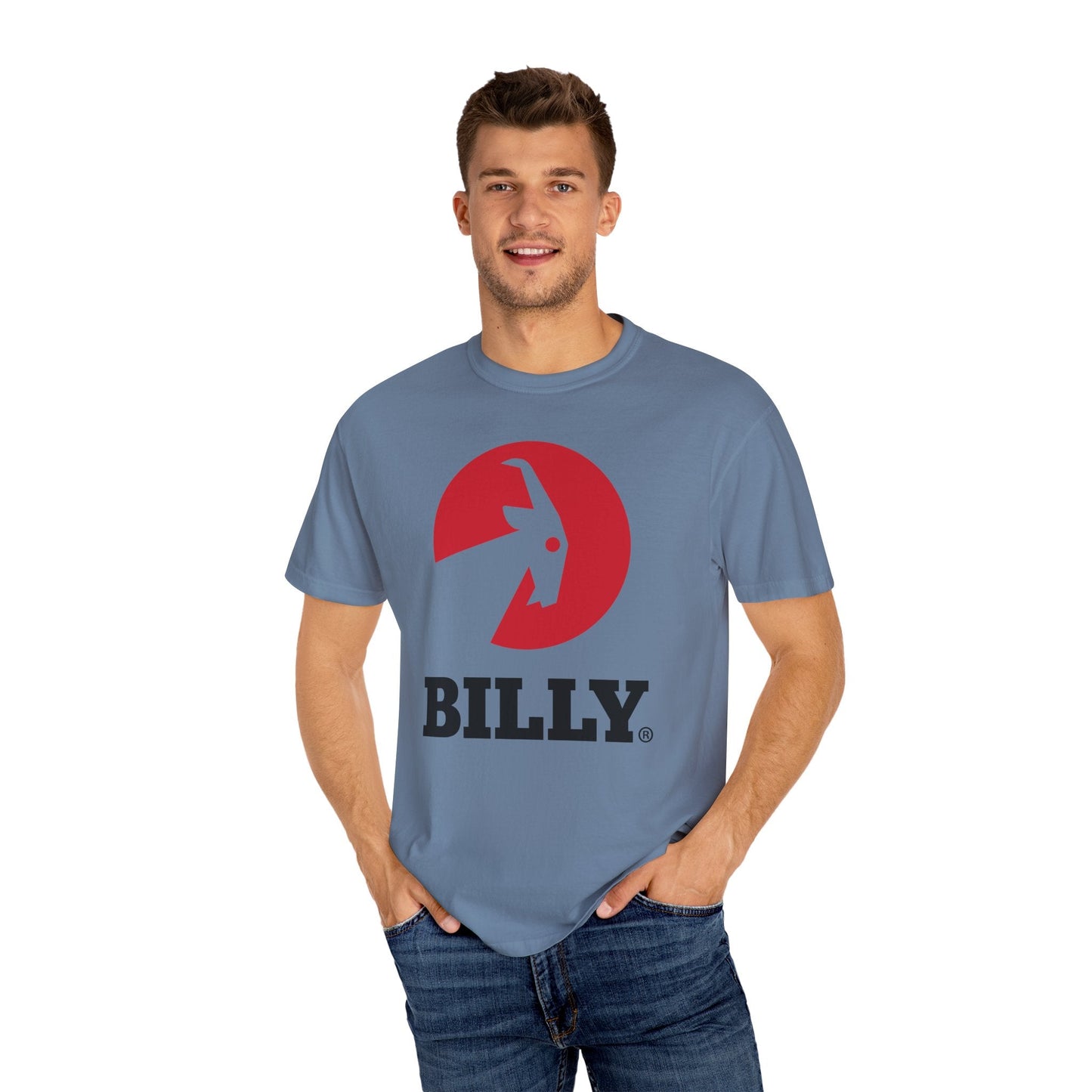 BILLY Unisex Garment-Dyed Tişört (Siyah/Kırmızı Vertical Logo)