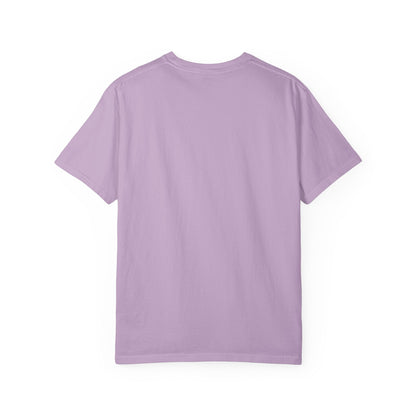 BILLY Unisex Garment-Dyed Tişört (Siyah/Kırmızı Vertical Logo)