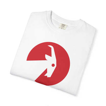 BILLY Unisex Garment-Dyed Tişört (Siyah/Kırmızı Vertical Logo)